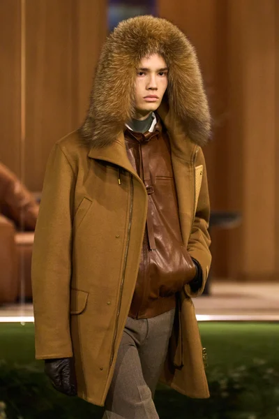 Look 71